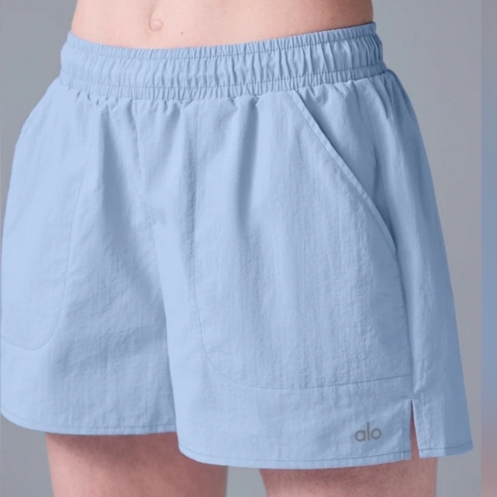 ALO Yoga Women's Alumni Light Blue Shorts